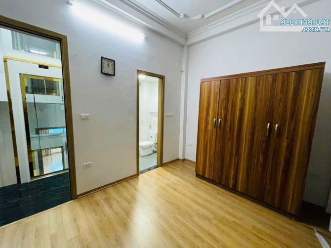 Hottt! Bán Nhà phố Nguyễn Chí Thanh Đống Đa 60m2 5 tầng mt 4.1m - 1