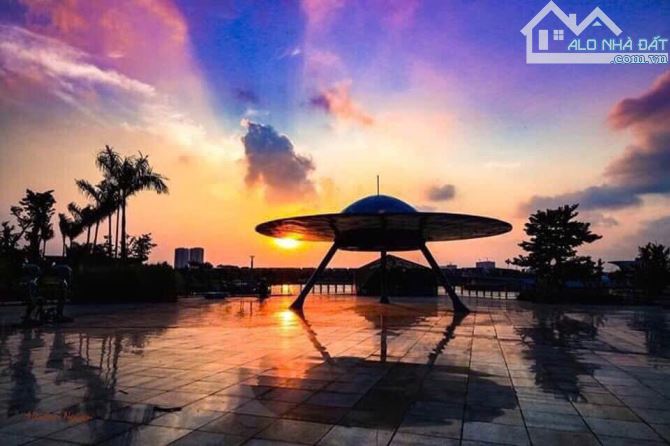 Bán đất dịch vụ Dương Nội, mặt đường siêu thị Aeon Mall, đẹp ko tì vết, view biệt thự - 1