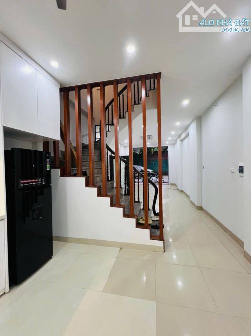 CHÍNH CHỦ CẦN BÁN NHÀ LA KHÊ 50M2 X5 TẦNG MẶT TIỀN 4M PHÂN LÔ VỈA HÈ - Ô TÔ TRÁNH - 1