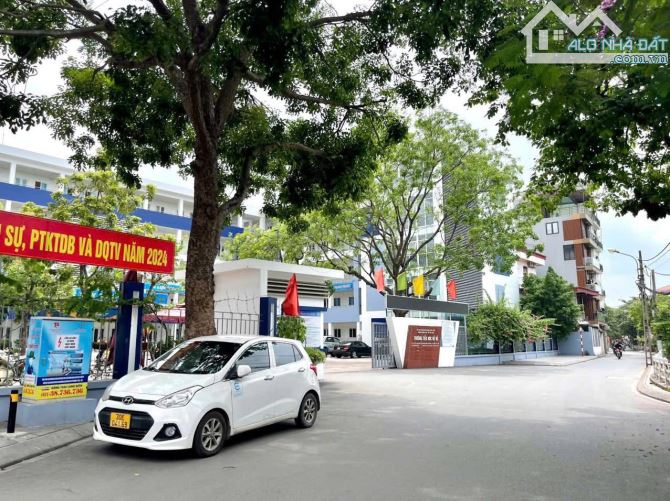Mặt phố Bồ Đề hàng F0 Giá đầu tư, Kinh doanh đa dạng, DT 90m2 - MT 6m hậu 6m - 1