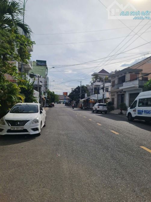 CẦN BÁN NHÀ CẤP 4 MẶT TIỀN ĐƯỜNG CỦ CHI, TP NHA TRANG GIÁ 12,17 TỶ - 1