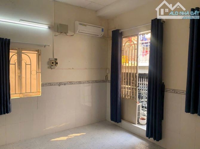 Bán nhà trọ thu nhập 92tr dt 15x22, vuông vức đường 6m thông Lê Đức Thọ F6 giá 30 tỷ - 1