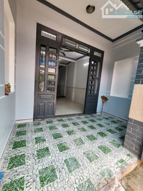 3ty7 TL 60m2 nhà 1 trệt 1 lầu gần chợ Tân Long 200m, p.Tân Đông Hiệp, Tp.Dĩ An - 1