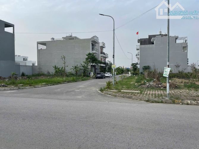 🌺  Bán lô mặt đường Trương Văn Lực, Hùng Vương, Hồng Bàng-98,2m2-Giá 5,7 tỷ - 1