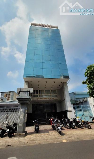 GIẢM 7 TỶ! BÁN TÒA NHÀ 1069M2 HẦM 8 TẦNG GẦN TRẦN HƯNG ĐẠO, QUẬN 5 - 1