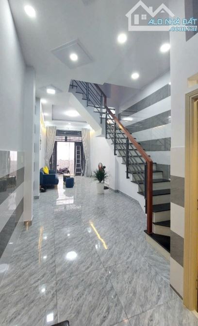 Bán nhà Bình Tân, 39m, giá 3,95tỷ, 3,3*12m, sổ hồng riêng - 1