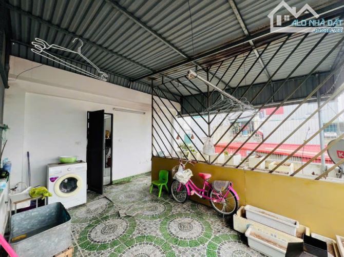 BÁN NHÀ HOÀNG MAI, Ô TÔ ĐỖ CỔNG, TẶNG FULL NỘI THẤT, SỔ ĐẸP, 50M2 GIÁ CHỈ 9 TỶ - 1