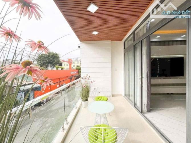 🏡 Nhà Vị Trí Kinh Doanh - DT 80m2, Giá 16.8 Tỷ - Mặt Tiền Đường Số Quận 7, Lô Giới 12M 🏨 - 1