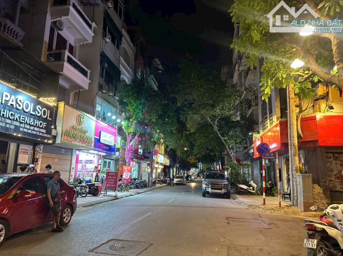 RẤT HIẾM - BÁN NHÀ PHÂN LÔ ĐỖ QUANG 40M2 - 5 TẦNG - 4M MẶT TIỀN - 17.5 TỶ - Ô TÔ VÀO NHÀ - 1