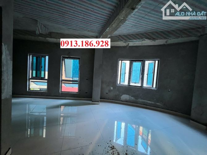BÁN TÒA NHÀ CCMN 7 TẦNG - LÔ GÓC Ô TÔ - THANG MÁY - FULL NỘI THẤT - 1