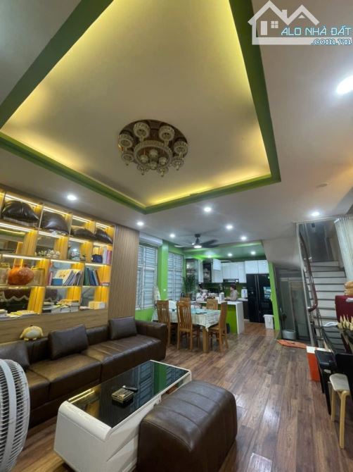 55M. 6T. THANG MÁY. 13,5 TỶ. DÂN XÂY. GẦN PHỐ. NỞ HẬU.FULL NỘI THẤT. ĐÌNH THÔN, THIÊN HIỀ. - 1