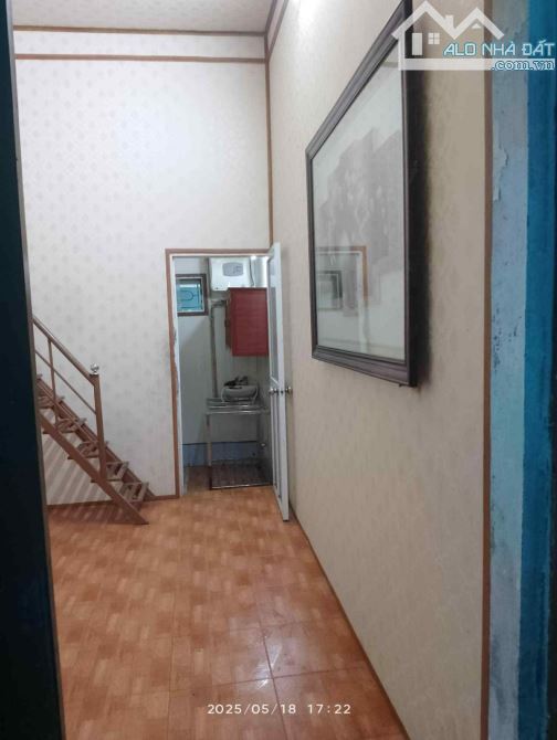 Nhà 1 tầng có lửng giá rẻ khu trung tâm - 1