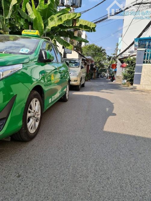 Bán nhà chính chủ hẻm 5m gần chợ xóm mới p16 Gò Vấp.Giá 5,3tỷ - 12