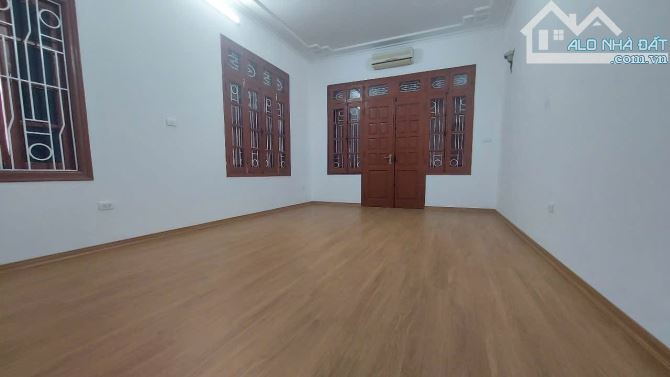 BÁN NHÀ PHÂN LÔ QUAN NHÂN 90m2 - 6T - MT 4.5m - 30.5 TỶ - Ô TÔ TRÁNH - KINH DOANH - 13