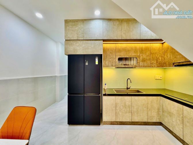 Chính chủ bán nhà Huỳnh Văn Bánh 2 MT, ngang 4.6m, 59m2, giá chỉ 8.2 tỷ - 15