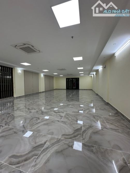 (HÀNG MỚI)BÁN NHÀ PHỐ NGUYỄN THỊ THẬP - 82M2 MT 7M - TUYẾN PHỐ RẤT HIẾM NHÀ BÁN - KD ĐỈNH - 2