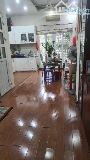 Bán nhà Nguyễn Thị Định, gara ô tô 7 chỗ, thang máy, gần phố, 60m2, giá bán 17,8 tỷ - 2