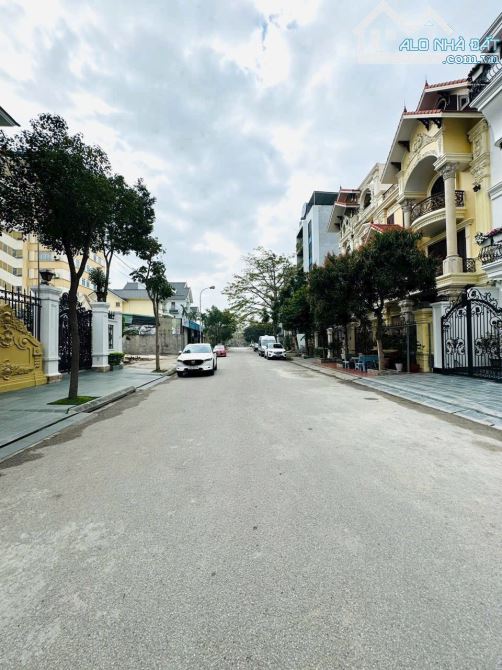Bán đất biệt thự tuyến 2 đường Lê Hồng Phong phường Đằng Lâm - 2