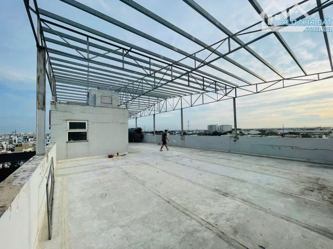 Bán toà CHDV Dòng Tiền gần 7%/năm MT Ngay Lê Trọng Tấn - 9x27m Hầm 7 tầng giá 33.5 tỷ. - 2