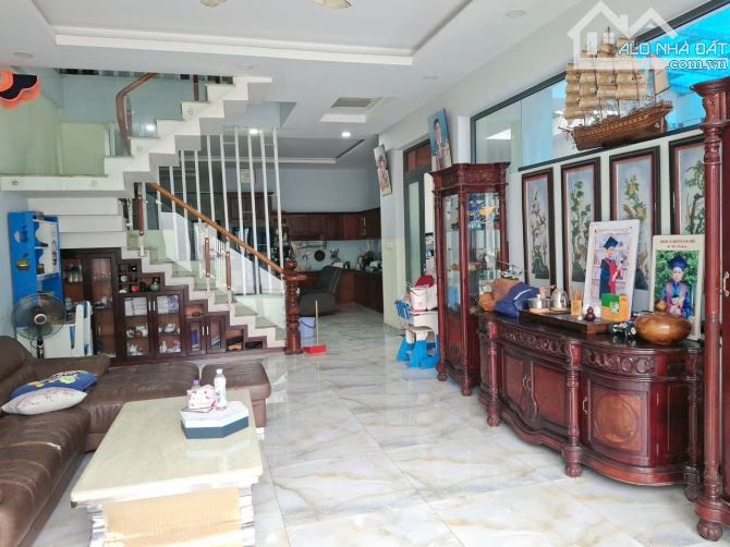 🍇🍇BIỆT THỰ TƯ NHÂN - 192m2 - NGANG BỀ THẾ 8M - ĐƯỜNG 16M -  - BÌNH TRƯNG ĐÔNG - TP. THỦ - 2