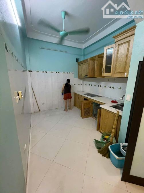 Cho Thuê Nhà Nguyên Căn Xuân Đỉnh, Bắc Từ Liêm: 38m2 x 5T, 11 tr/th, Ô Tô Đỗ Cửa - 2