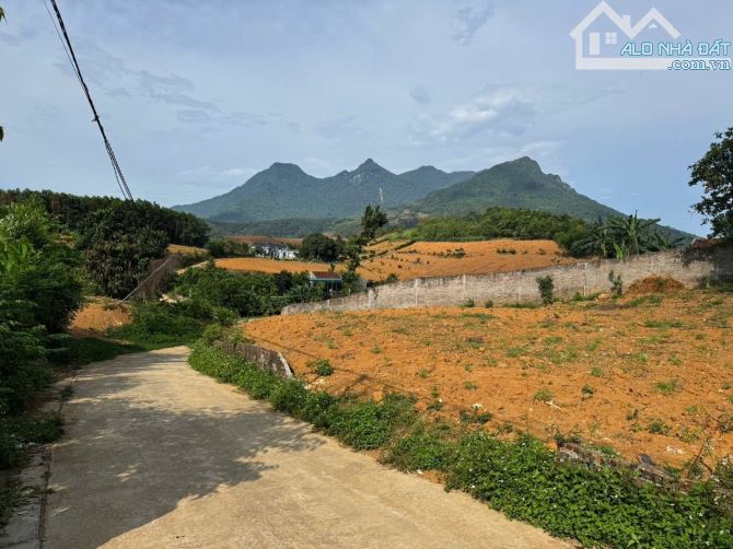 Bán đất Liên Bu, Minh Quang, Ba Vì, 1681m, 150tc, gần K9, 200m ra TL, view Sông Đà, 4.42tỷ - 2