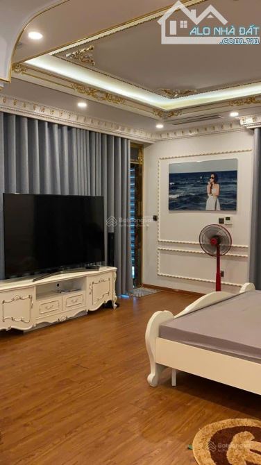BIỆT THỰ NHÀ VƯỜN – PHỐ ĐỘI CẤN – DT 400M – 2 MẶT NGÕ – Ô TÔ VÀO NHÀ – SÁT PHỐ - VIP HÀ NỘ - 2