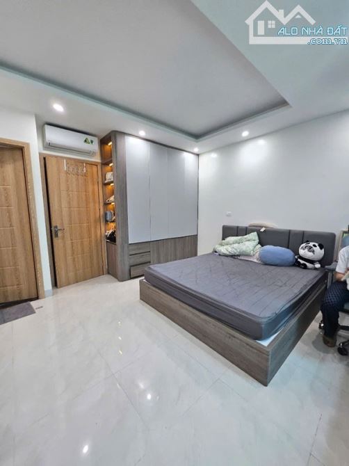 Bán nhà phố Kim Đồng , phân lô , ô tô vào nhà , vỉa hè KD , thang máy  dt 48m x 5T x 18 Tỷ - 2