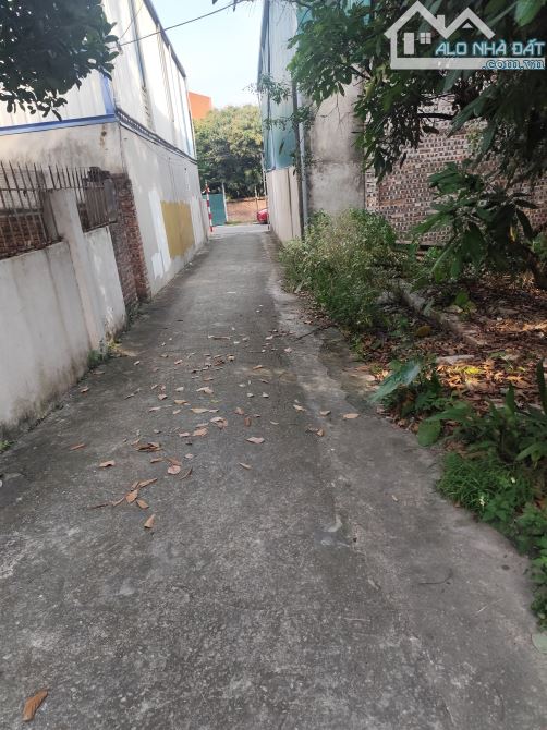 Bán gấp mảnh đất Bát Khối Ô Tô DT 45m2 mt4m giá 3.6 tỷ - 2