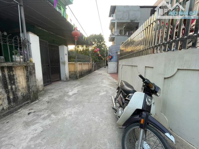 Bán đất Liên Mạc 50m2, Ô tô đỗ cổng, đất vuông đẹp nở hậu nhẹ,giá 4,6 tỷ - 2
