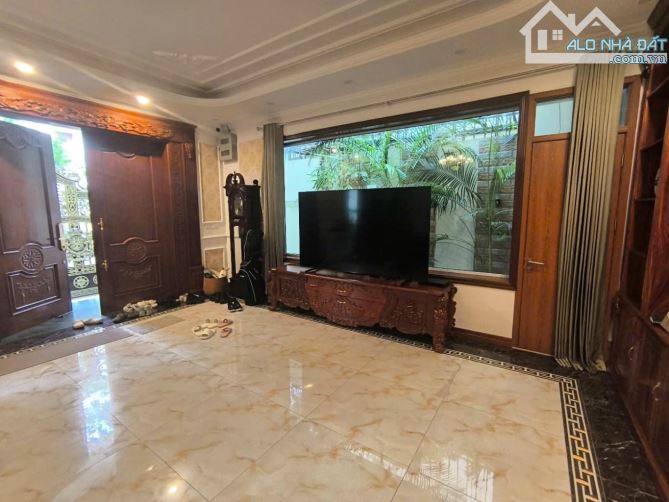 SIÊU PHẨM 7T T MÁY, GARA Ô TÔ, VỊ TRÍ VIP, XE 16 CHỖ ĐỖ TRƯỚC CỬA, 88M, MT5M, CỰC VIP - 2