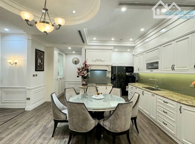 BÁN NHÀ PHỐ ĐỖ QUANG– TT CẦU GIẤY– VỈA HÈ- Ô TÔ TRÁNH NHAU– 19,5 TỶ - 2