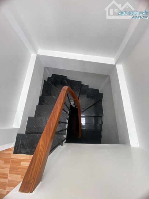 Bán Nhà Xuân La - Tây Hồ - 37M2 - 6 Tầng, Thang Máy -MT 6m - Gần Phố-Gần Hồ Tây -10 Tỷ Hơn - 2