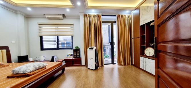 Nhà mới 43m2 xây 5 tầng, 5PN, cách 1 nhà ra phố trương định, sổ vuông, ở luôn, giá 10 tỷ - 2