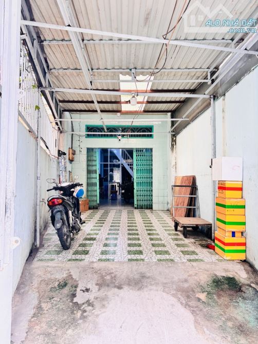 Hẻm xe tải Tô Hiến Thành Q10. Gần 90m2. 2 tầng hơi cũ có dòng tiền. Chỉ 12.x tỷ. - 2