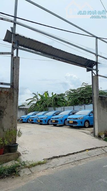 Bán đất thổ cư đường THẠNH LỘC 08, phường THẠNH LỘC Q12,dt 64m²(5,7x12).DÒNG TIỀN 15tr/th - 2
