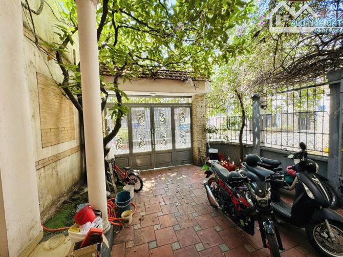 Lô góc 2 mặt thoáng, VIP Quận 10, ngang lớn hiếm có, đa công năng - 2