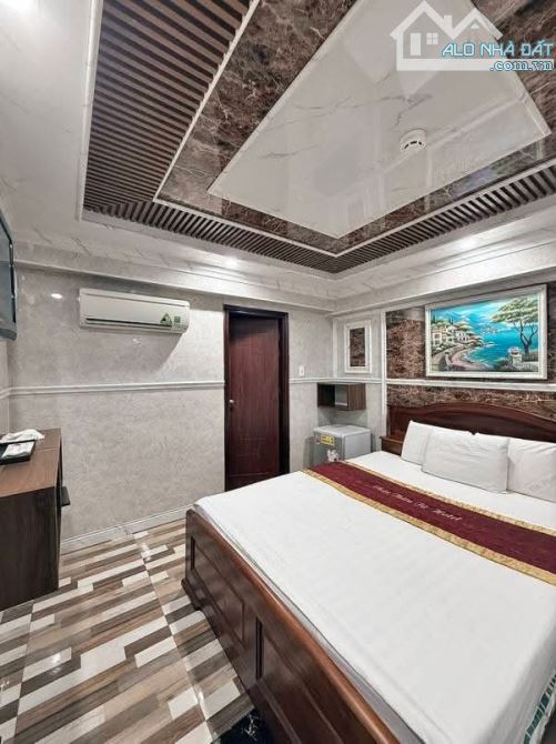 Bán Khách Sạn Khu K300, Hoàng Văn Thụ, P12 Tân Bình, Thủ 250tr.th, 8x19m, 7 tầng, hơn 40 ỷ - 2