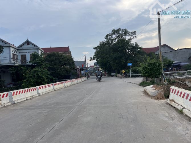 Lô đất 120m đầu trục chính thoáng mát .kinh doanh .Bắc Thượng-Quang Tiến - 2