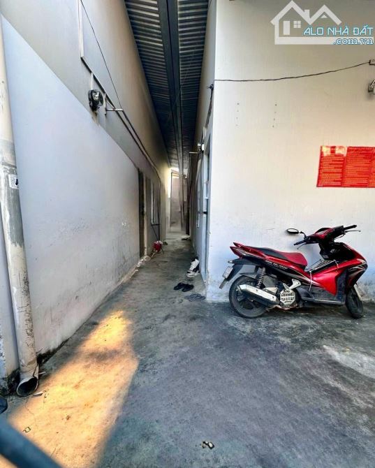 Bán dãy trọ hẻm Lang Liêu - P. Vĩnh Phước, gần Đại học Nha Trang. Giá 6 tỷ 4 - 2