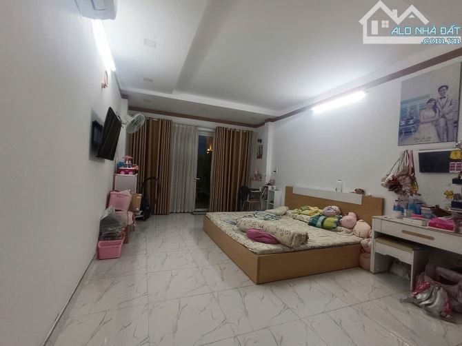 BÁN NHÀ MẶT TIỀN PHẠM THẾ HIỂN - QUẬN 8 - NGANG 4M X 22M - 3 TẦNG  - CHỈ HƠN 7 TỶ - 2