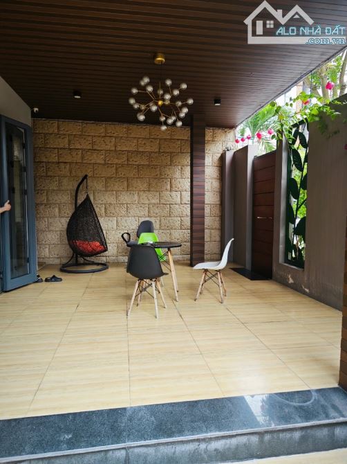 💎BÁN BIỆT THỰ 3 TẦNG- 220M2- TT HẢI CHÂU- MẶT TIỀN NGÔ THẾ VINH- NGANG 10M- 18 TỶ X - 2