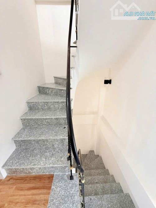 DÒNG TIỀN SIÊU VIP - CÁCH MẶT PHỐ 30M - VIEW HỒ TÂY - FULL KHAI THÁC NGAY  GIÁ CHỈ 27.5 TY - 28