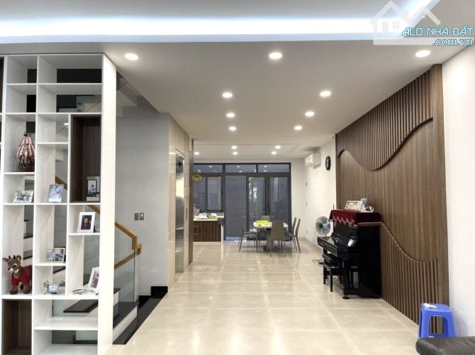 Bán Biệt Thự Khu 280 Lương Định Của,Q2 DT:140m2(7mx20m) Hầm 4 Tầng-Nhà Đẹp Có Thang Máy - 3