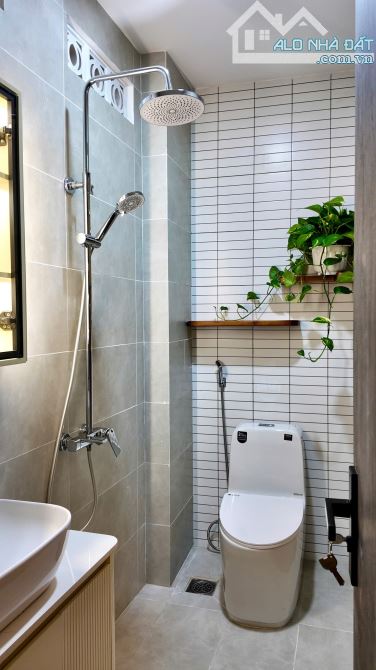 Chính chủ bán nhà Huỳnh Văn Bánh 2 MT, ngang 4.6m, 59m2, giá chỉ 8.2 tỷ - 3