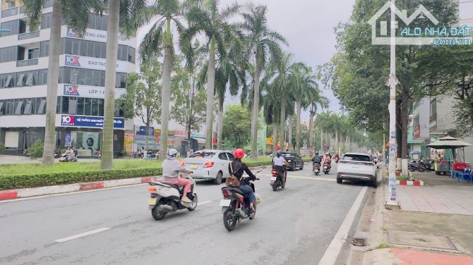 Đất mặt tiền GS1 khu Big C Go Dĩ An, 108m ngang 4,5m full thổ cư, 2497 - 3