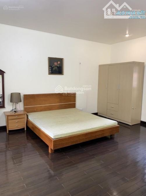 BIỆT THỰ NHÀ VƯỜN – PHỐ ĐỘI CẤN – DT 400M – 2 MẶT NGÕ – Ô TÔ VÀO NHÀ – SÁT PHỐ - VIP HÀ NỘ - 3