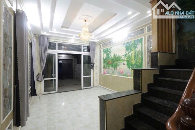 Bán Nhà 3 tầng 2 mặt tiền đường TL07,phường THẠNH LỘC  Q12,dt 69m²(4,6x14,5). Đường 6m - 3