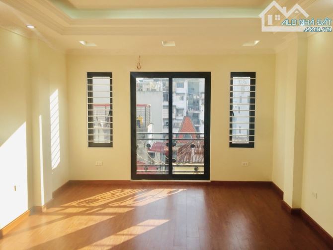 Bán nhà Ngõ Thịnh Quang Đống Đa 30m2 5 Tầng Giá 6.1 tỷ - 3