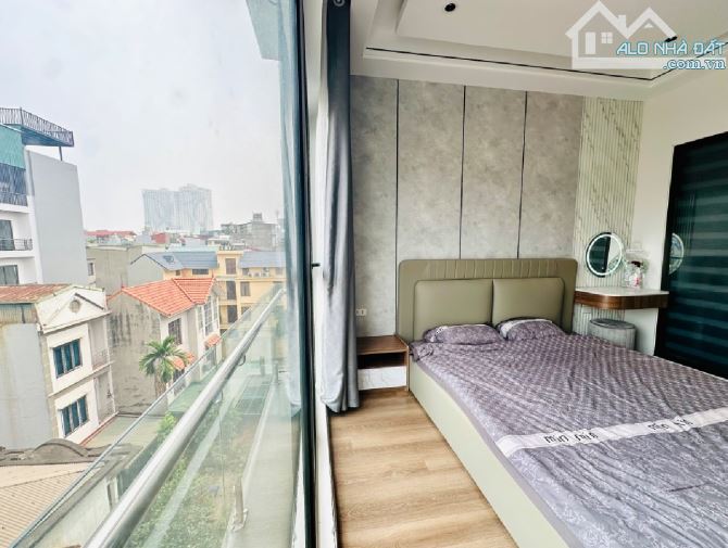 BÁN NHÀ NGỌC THUỴ 40M2 - 6,5TẦNG THANG MÁY - GARA OTO FULL NỘI THẤT CHỈ HƠN 11TỶ - 3